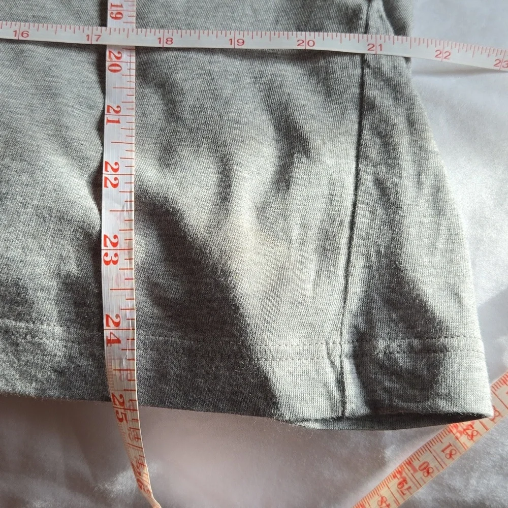 No. 21 Glamorous Gray 3/4 Sleeve Top W/ Feather Cuffs. 100% Cotton EUC XL - Picture 5 of 7